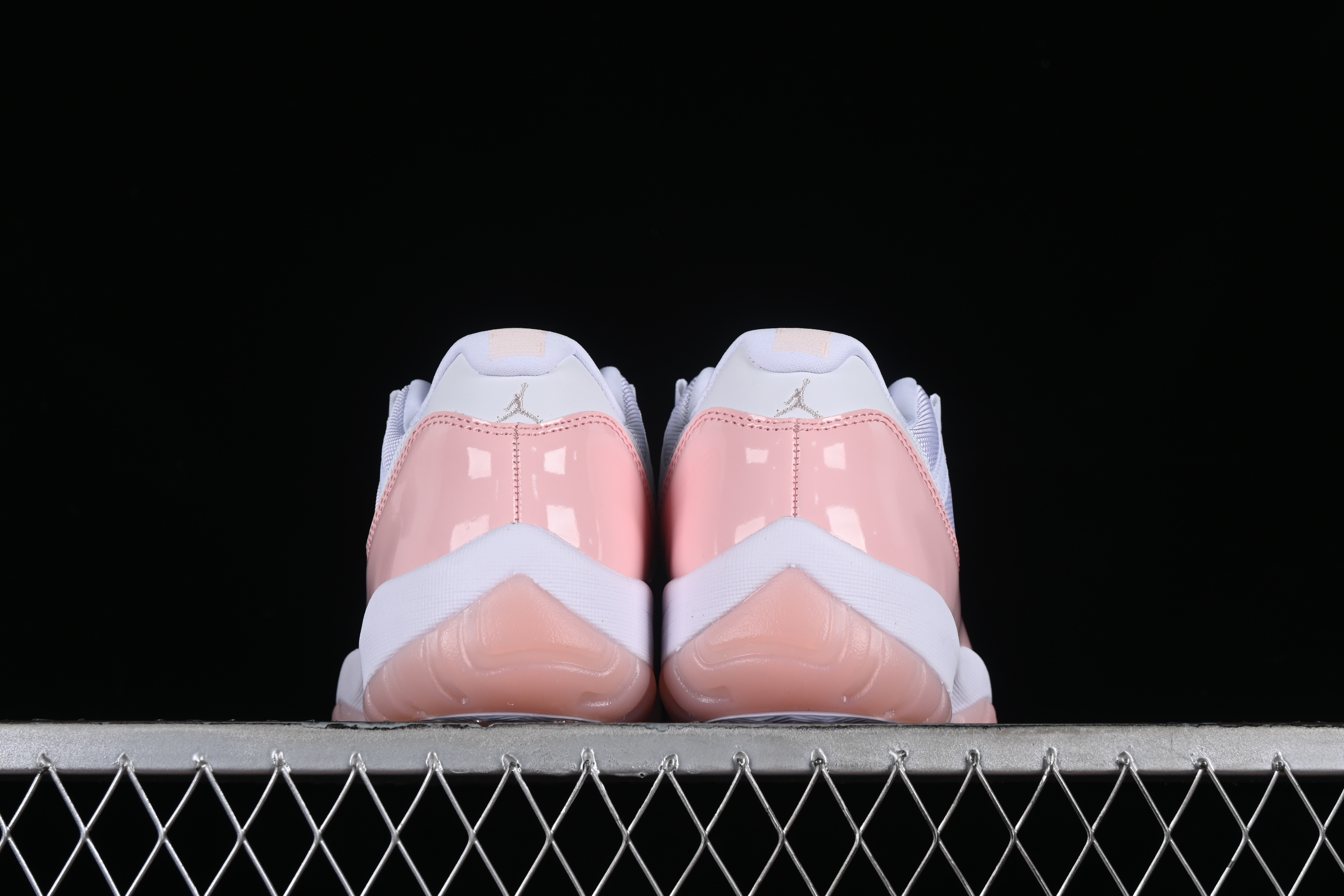 Nike Air Jordan 11 Low "Legend Pin" Basketball Shoes - AH7860-160