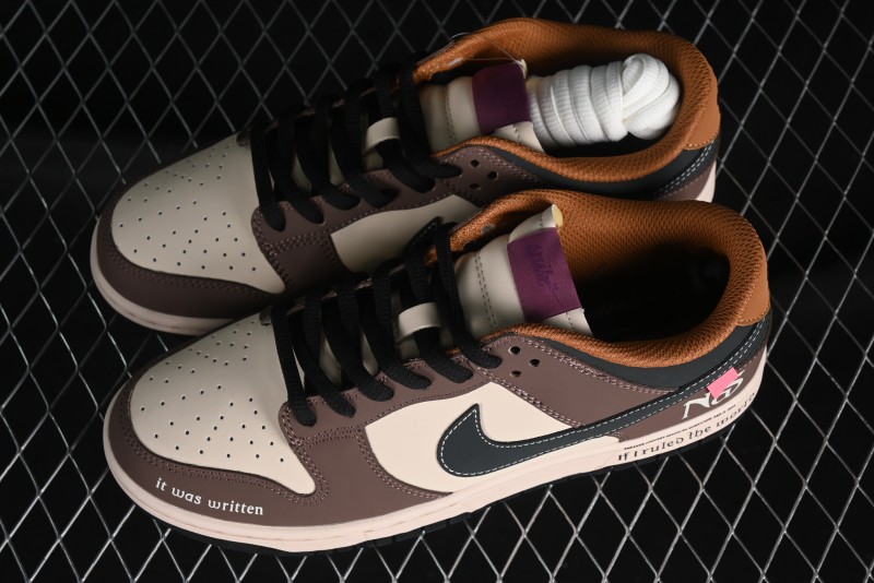 Nike SB Dunk Low Casual Skateboarding Shoes in Black/Brown - MU0232-370