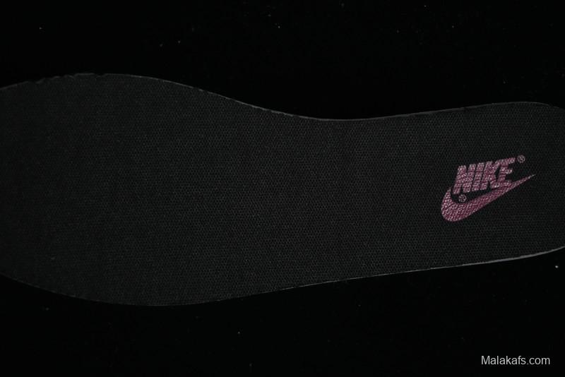 Nike SB Dunk Low Custom Collaboration Otomo Katsuhiro x Nike SB Dunk Low "Steamboy OST" - CT0856-102