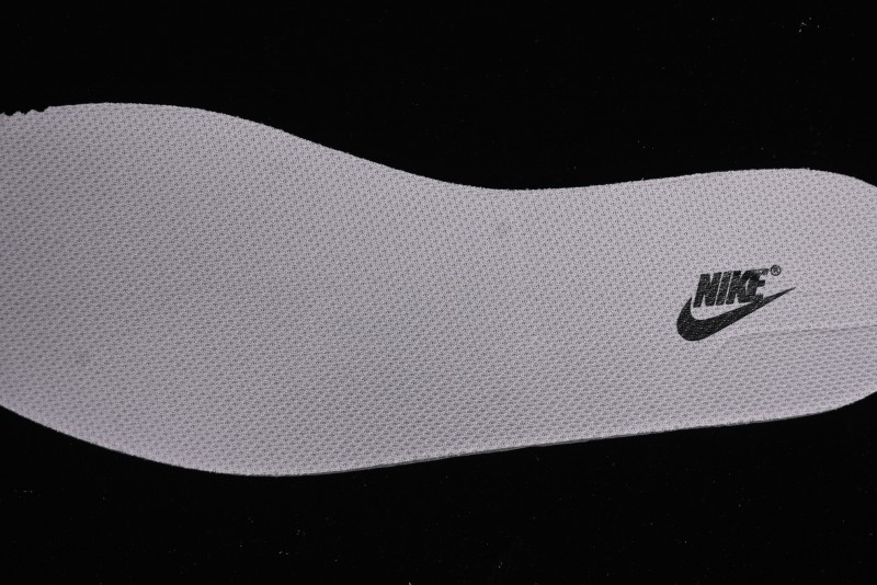 Nike Runtekk Run V2K Low-Top Retro Running Shoes with Cushlon Midsole and Anti-Slip Design - FN6703-001