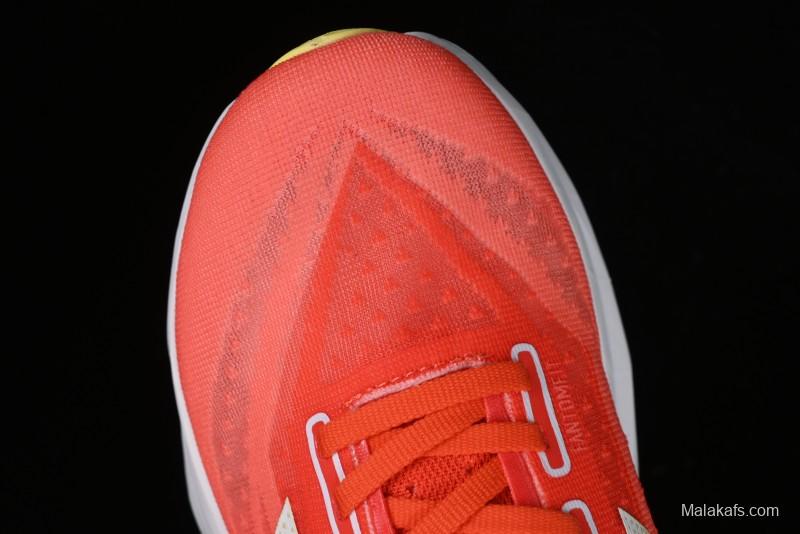 New Balance FuelCell Rebel V4 Low-Top Slip-Resistant Durable Versatile Casual Running Shoes - WFCXLR4