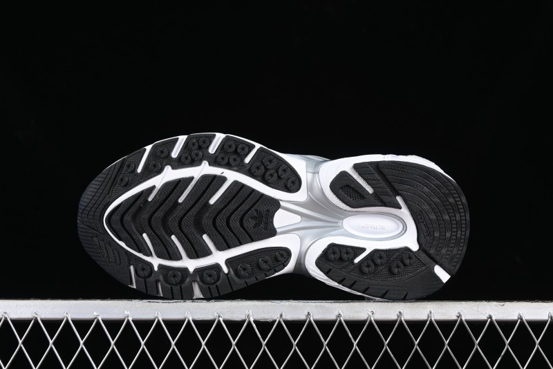 Adidas Adistar XLG Comfortable Slip-Resistant Low-Top Casual Sneakers - IF6937