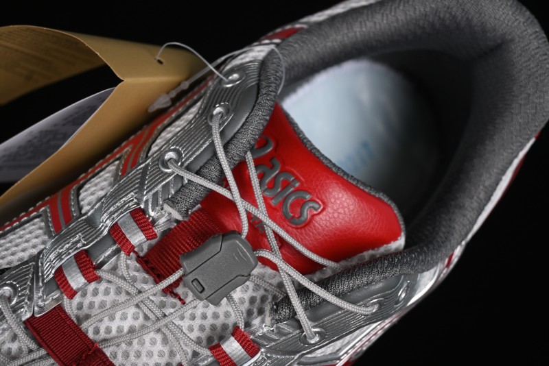 Asics Gel-Kahana Tr V4 Running Shoes with FF BLAST PLUS Cushioning Technology - 1203A585-100