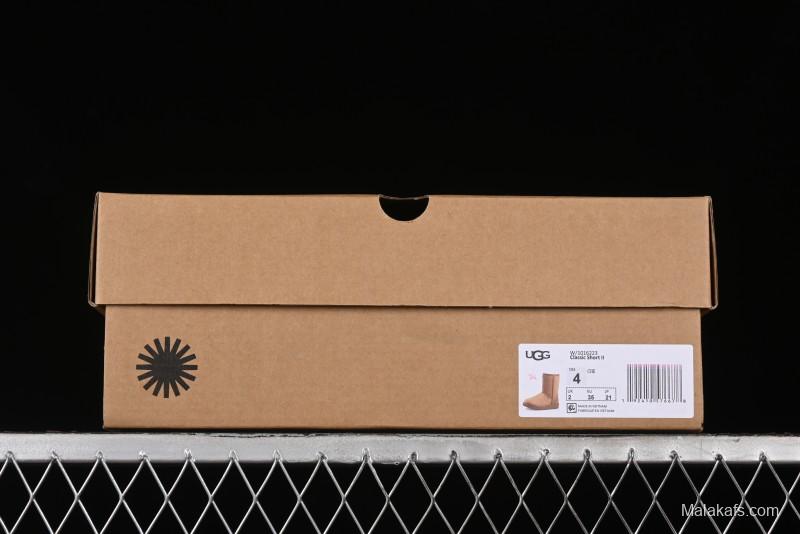 UGG Classic Short II Genuine Shearling Snow Boots with TREADLITE Outsole - 1016223