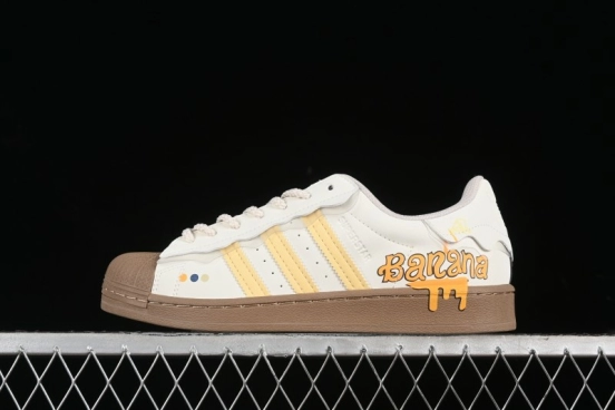 Adidas Superstar GW4440 Casual Sneakers with Shell Toe Design - GW4440