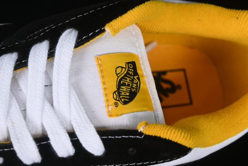 Vans Knu Skool Low-Top Retro Casual Vulcanized Slip-On Sneakers in Black White Yellow - VN000D6C6RJ