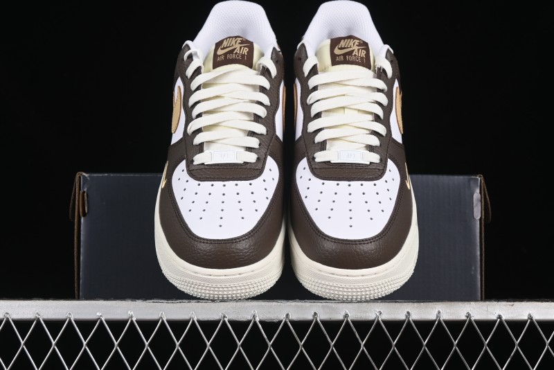 Nike Air Force 1 '07 Low Casual Sneakers with Full-Length Air Cushion - HM9656-001