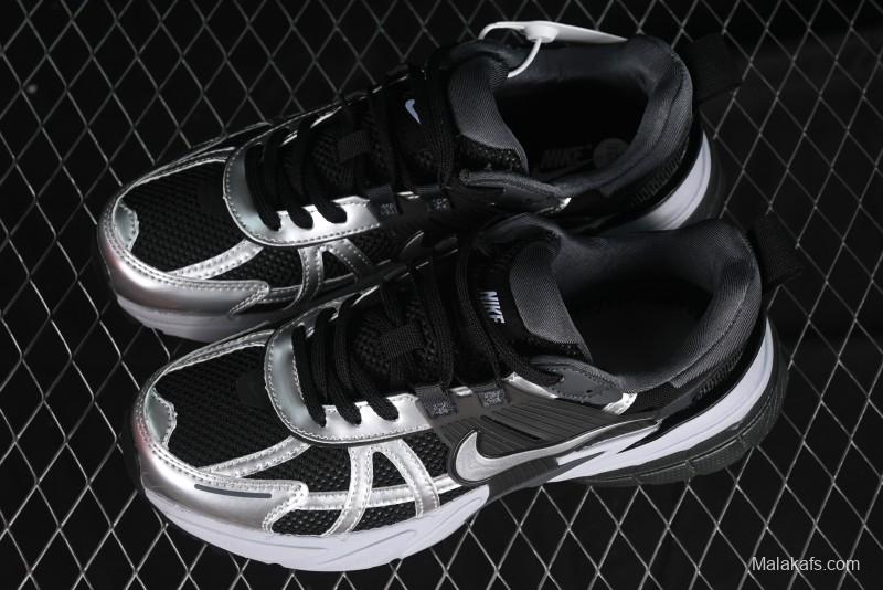 Nike V2K Runtekk 3XL Retro Low-Top Running Shoes with Shock Absorption and Anti-Slip Design - FD0736-005