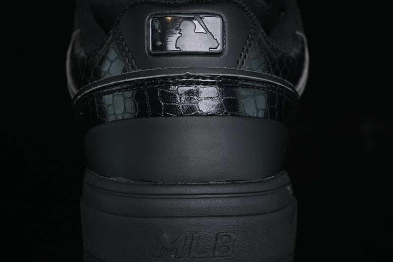 New York Yankees MLB Chunky Liner Wide Lux Platform Sneakers - 3ASXCWL4N50BKS