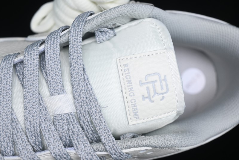 Nike Reigning Champ SB Dunk Low Casual Skate Shoes with 3M Reflective Details - RC3085-892
