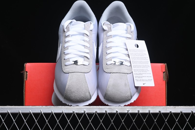 Nike Classic Cortez Leather Retro Running Shoes - HF0263-002
