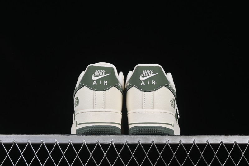 Nike Air Force 1 '07 Low The North Face Collaboration Beige Green Mini Swoosh Casual Sneakers - KK1988-043