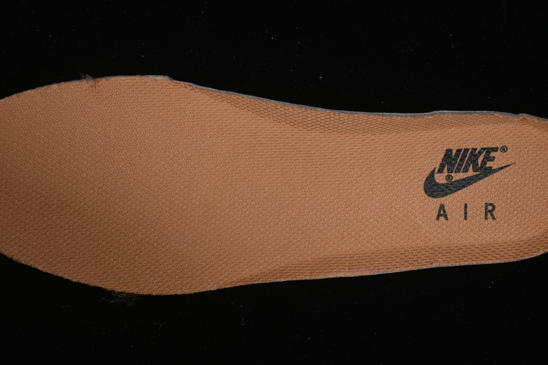Nike Air Force 1 '07 WB Low-Top Sneakers with Full-Length Hexagonal Air Cushion - CJ9179-200