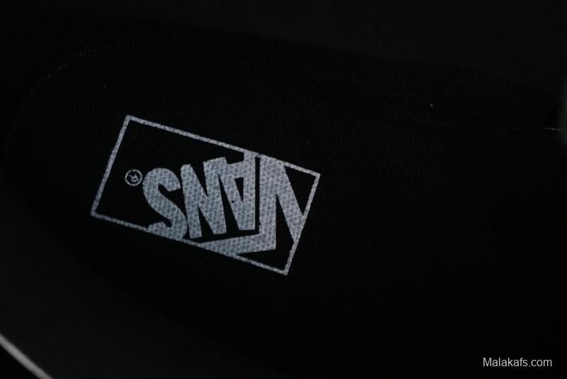 Vans Knu Skool Low-Top Retro Casual Vulcanized Sneakers - VN0009QCB9M