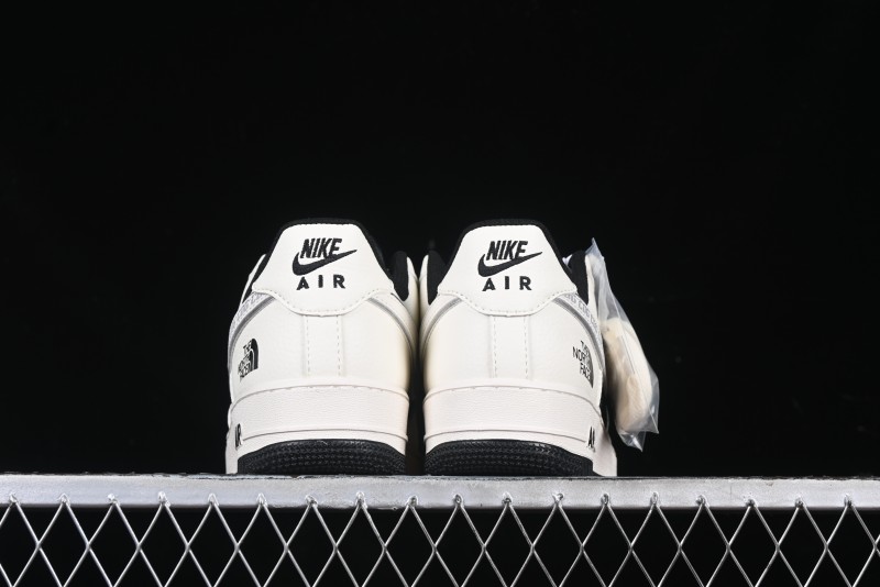 Nike Air Force 1 '07 Low The North Face x CDG Black White Casual Sneakers - BB7518-013