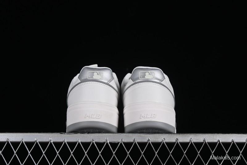 MLB Chunky Liner New York Yankees Lightweight Platform Sneakers with 6cm Height Increase - 3ASXCLB3N50SIS