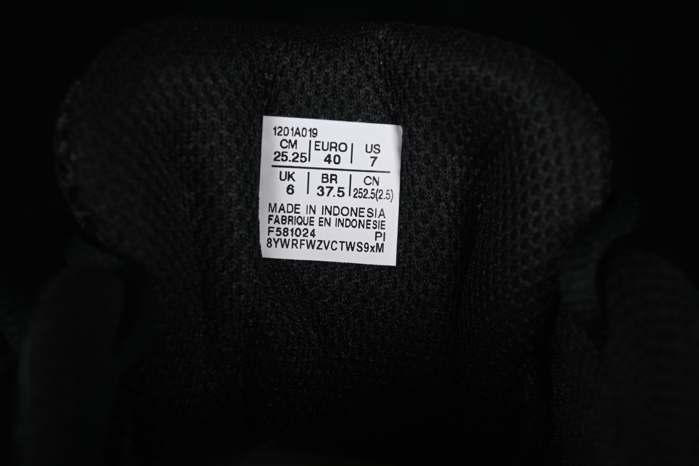 Asics Gel-Kinsei OG Black/White Running Shoes