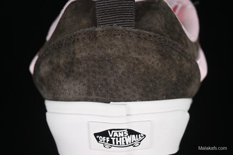 Vans Knu Skool Low-Top Retro Chunky Sneakers - VN000D75O3N