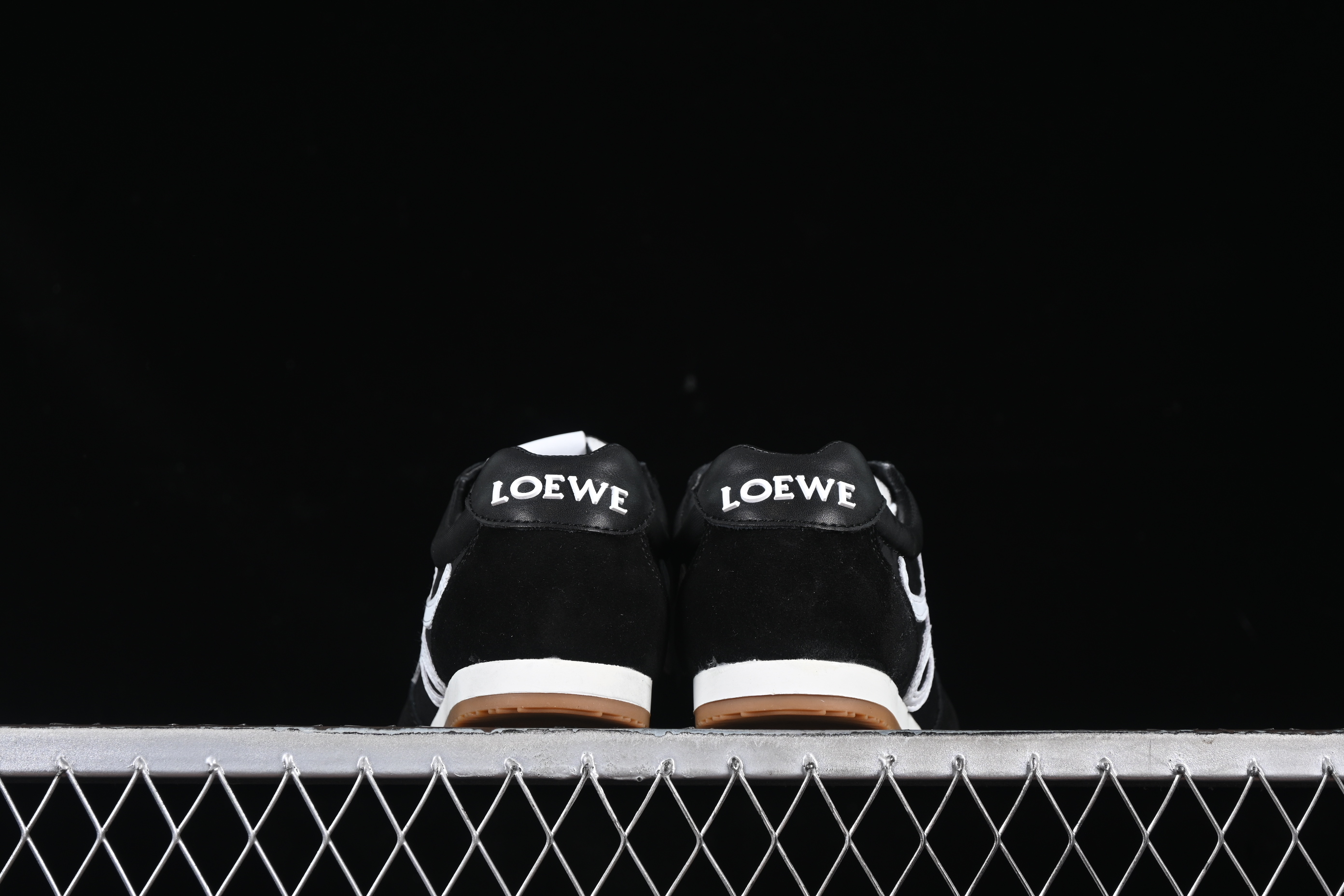 Loewe Ballet Runner 2.0 Sneakers Retro Style Casual Comfortable Training Shoes - N.D4