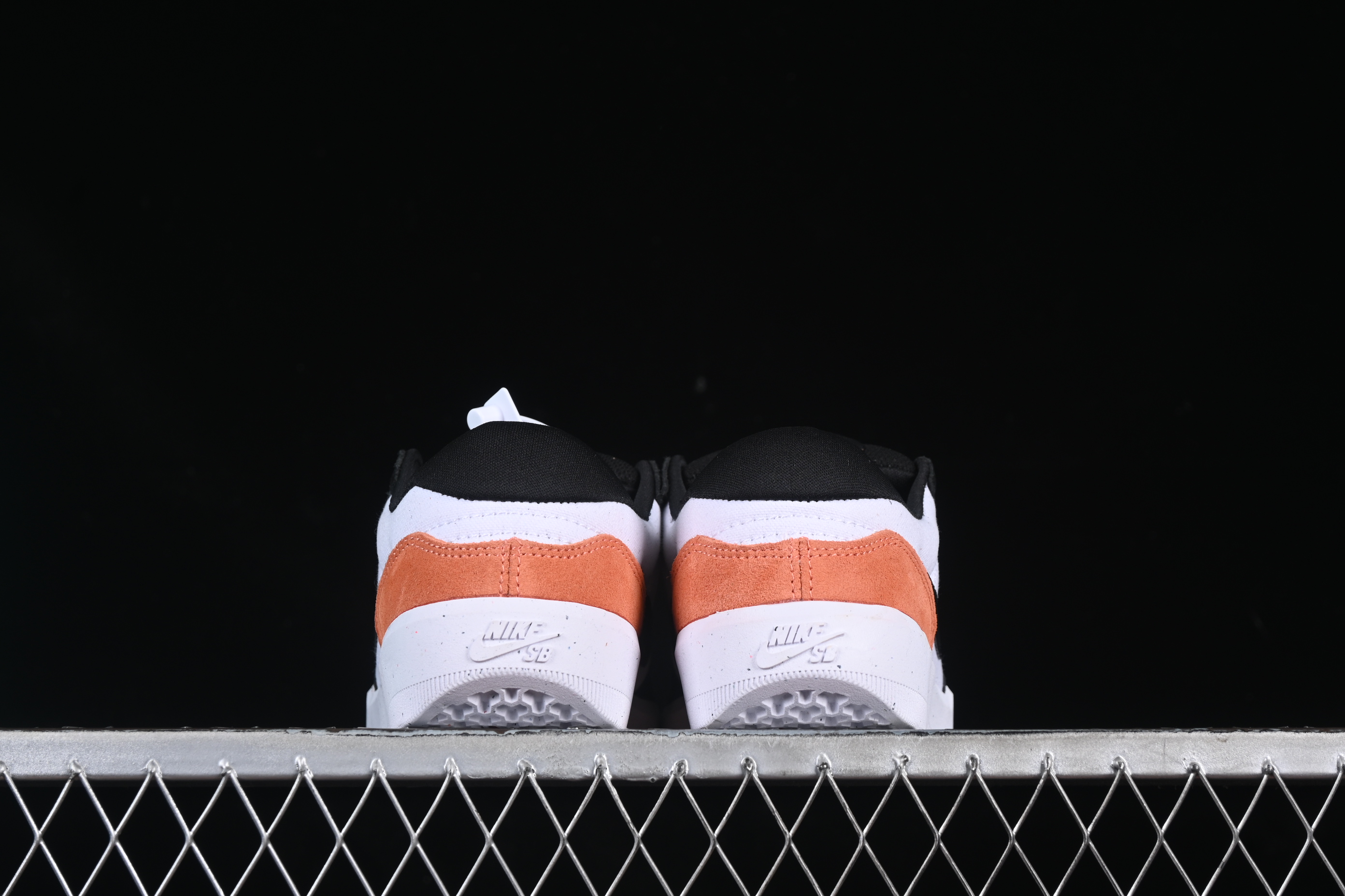 Nike SB Force 58 Retro Skateboard Shoes - DV5477-100