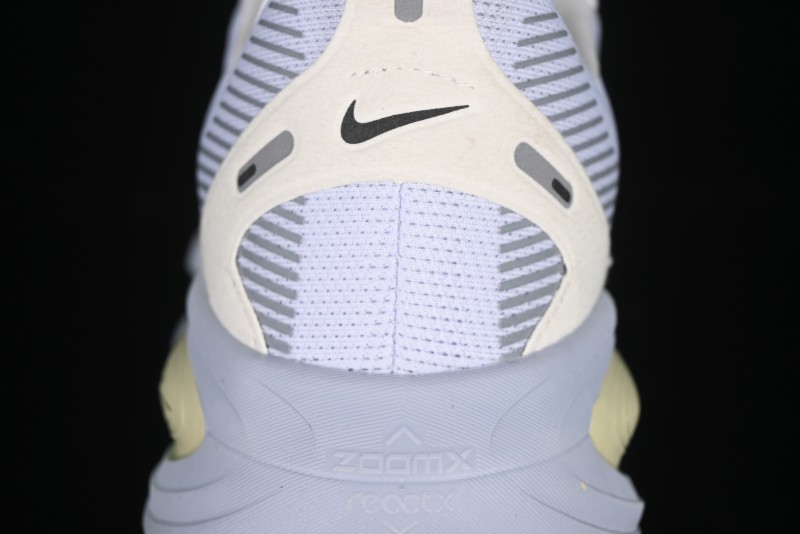 Nike Air Zoom Vomero 18 Moon Landing 18 2025 New Cushioned Casual Running Shoes with Built-in Zoom Air Unit - HM6804-108