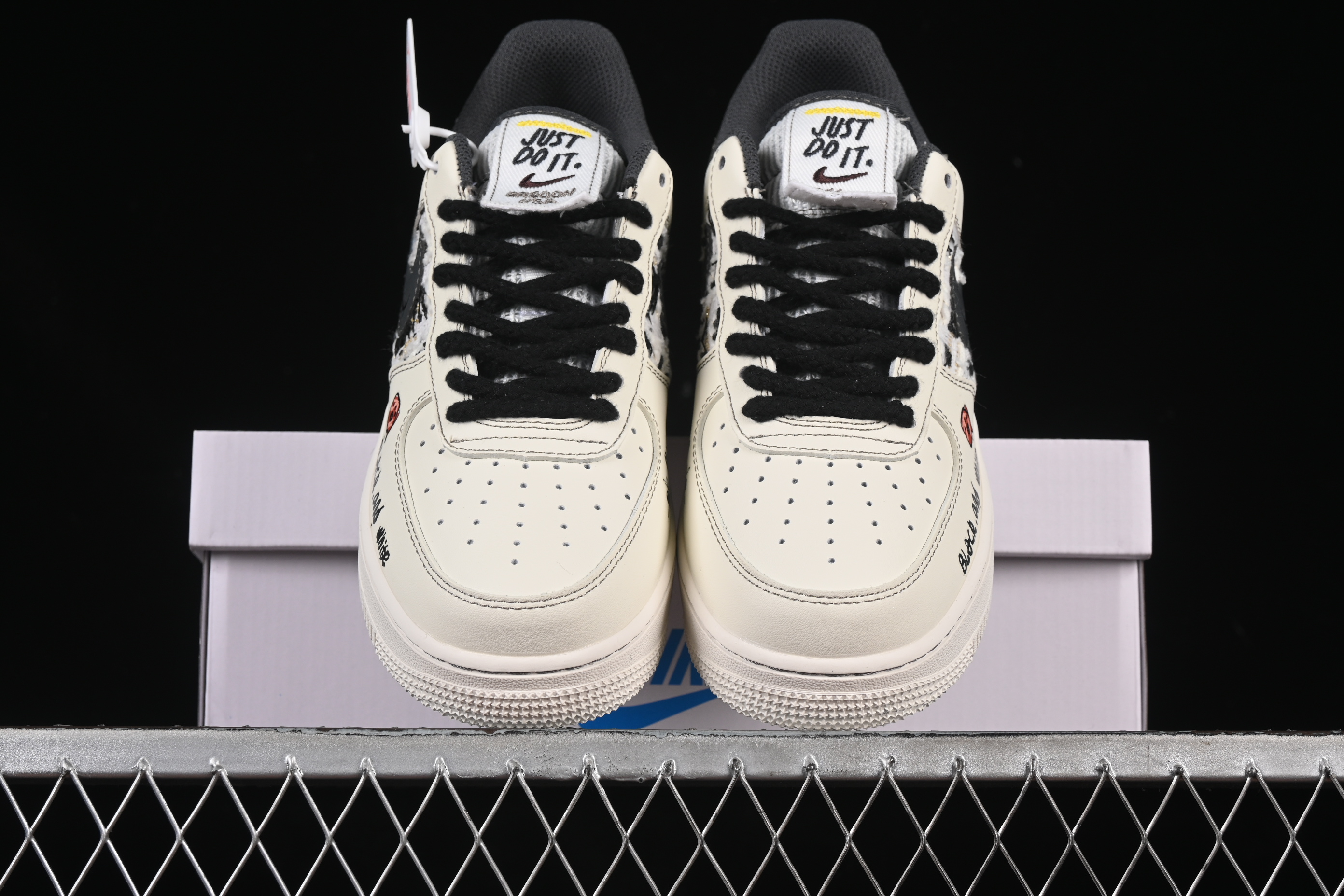 Nike Air Force 1'07 Low Little Black Cat Casual Sneakers - FJ7740-710
