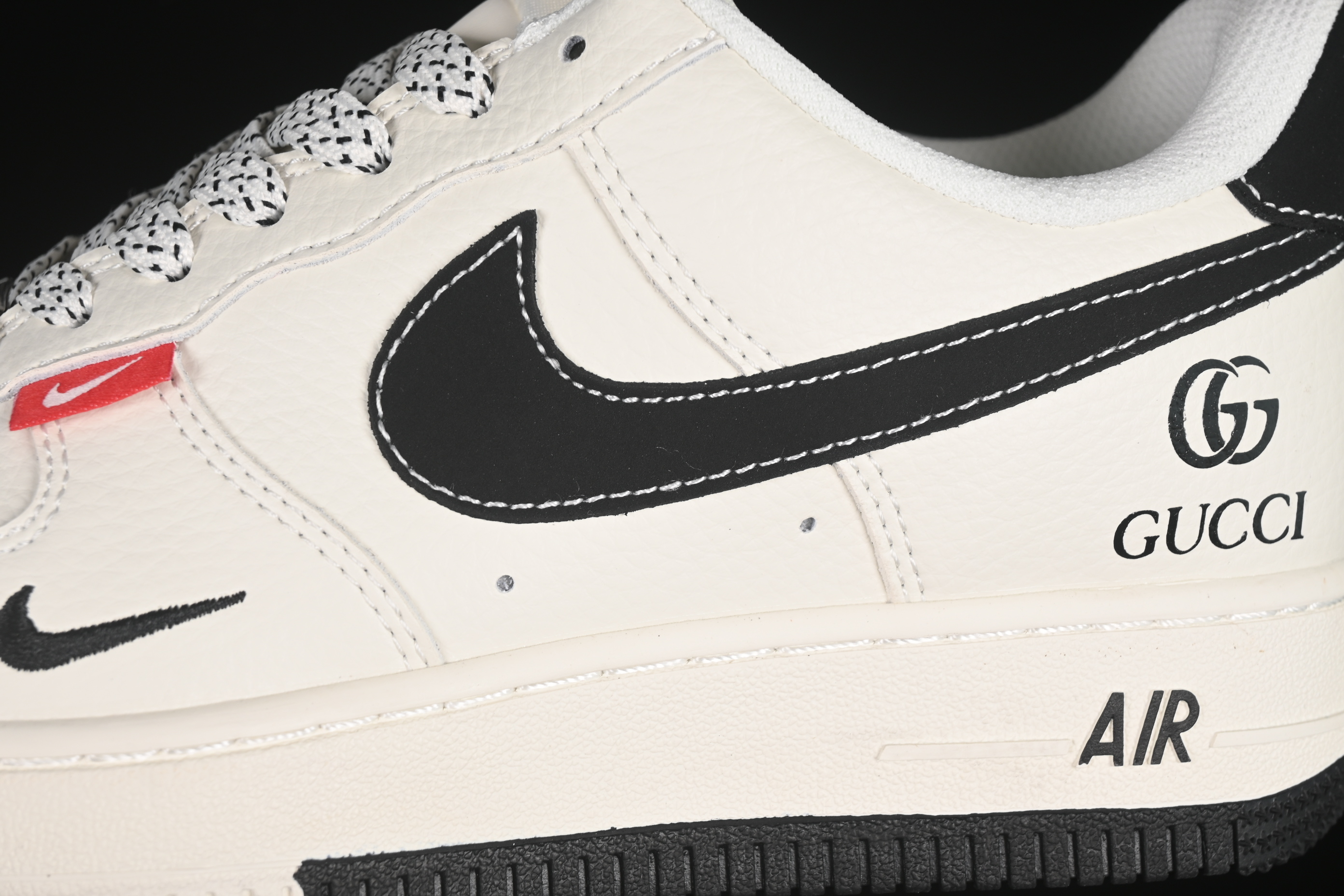 Nike Air Force 1'07 Low Gucci Collaboration Dual-Tone Mini Swoosh Casual Sneakers - CS5288-009