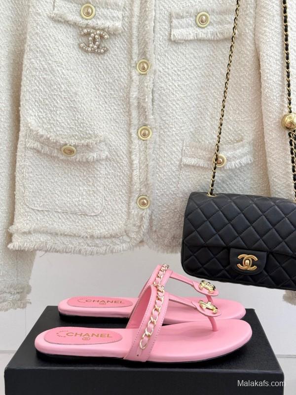 2025 Women Chanel Pink Lambskin Chain Toe Ring Sandals