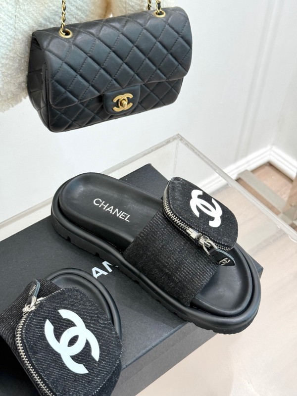 2025 CHANEL Black Fabric Slippers KFY00220