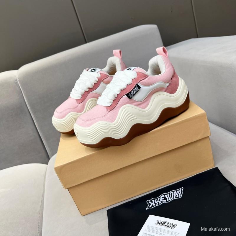 2025 Women HEYDAY Pink White Canvas Wave Sneakers