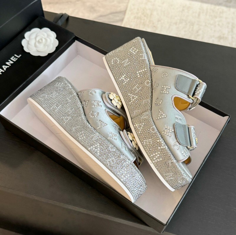 2025 Women Chanel Grey Leather Slippers Flower LY00330