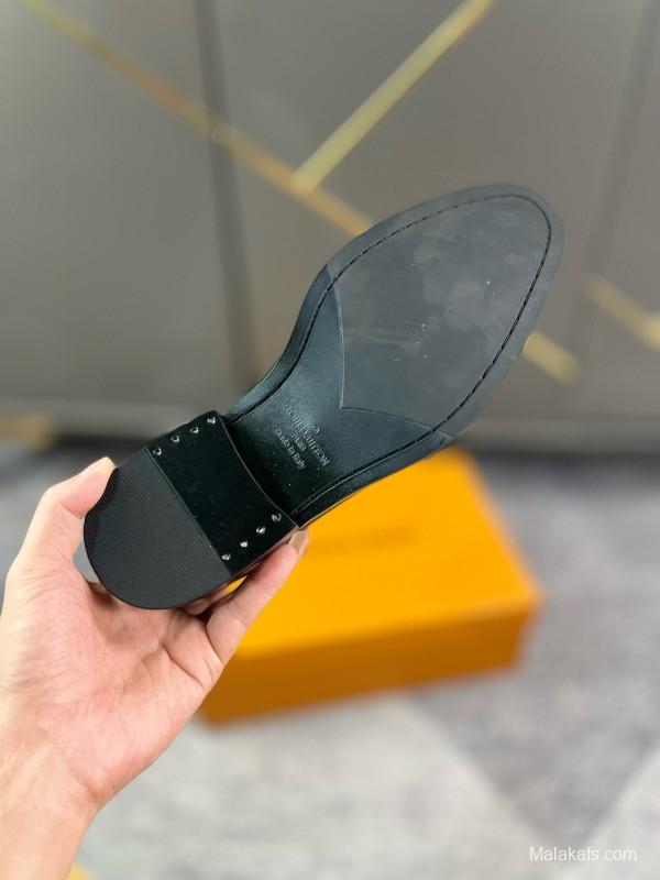2024 Men Louis Vuitton black cow leather leather dress shoes MJ00290