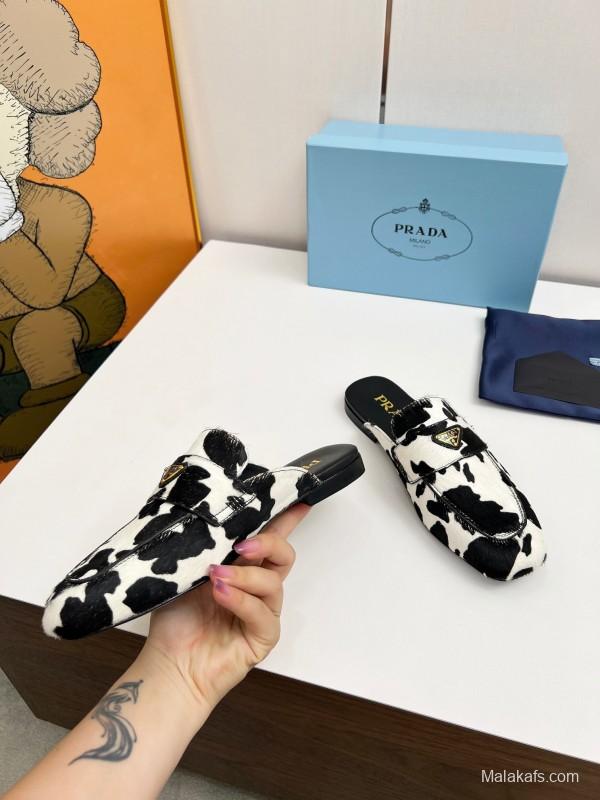 2025 Women Prada Black White Calf Hair Loafers LY00260