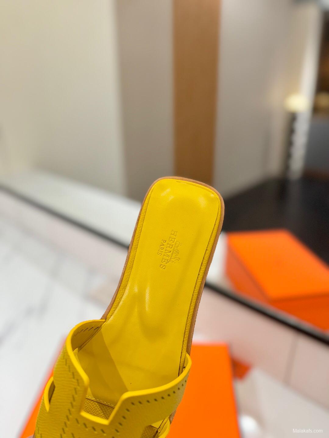 2025 Women Hermès Yellow Leather Slippers