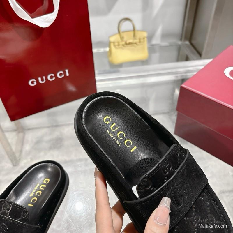 2025 Women Gucci Black Suede Slippers Embossed GG LY00270
