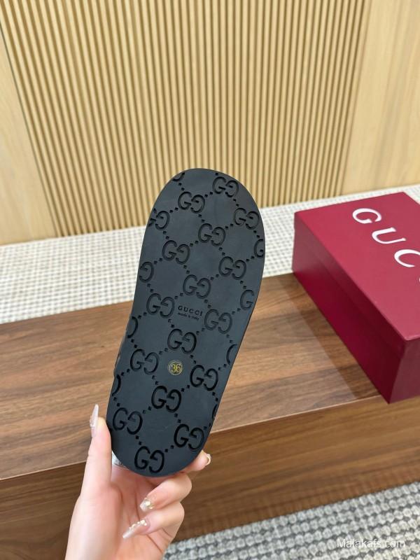 2025 Women Gucci Black Leather Sandals Buckle LY00230