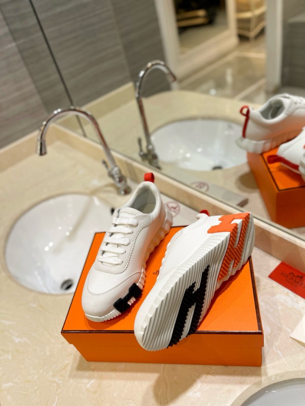 2024 Unisex Hermès White Orange Black Imported Glossy Lambskin Rain Velvet Casual Sneakers MJ00320