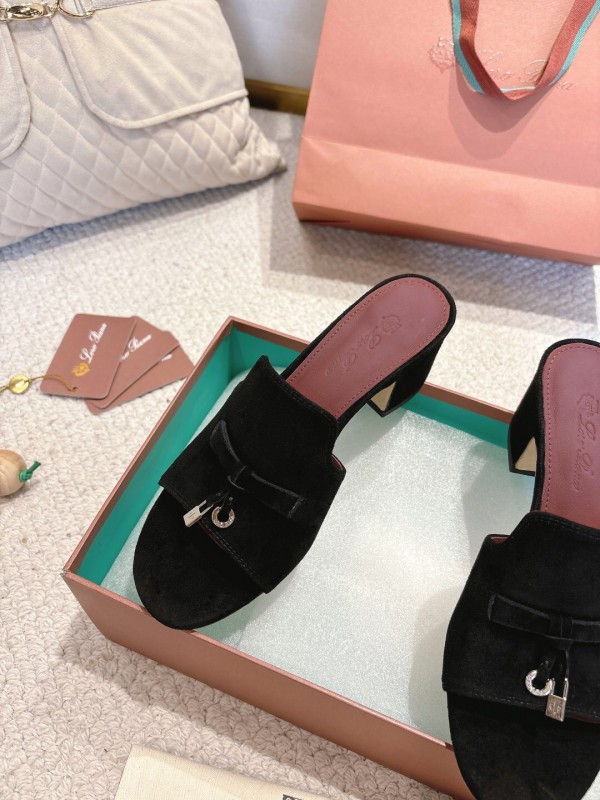 2025 Women LP Black Suede Sandals LY00290