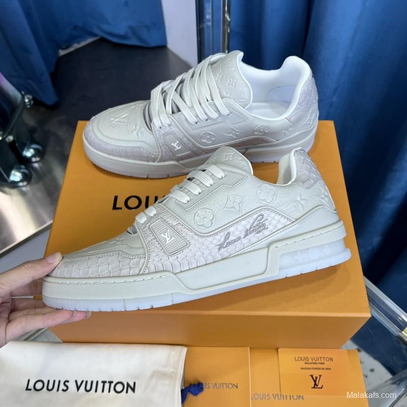 2025 Unisex Louis Vuitton White Leather LV Trainer