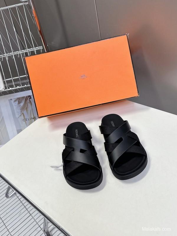 2025 Slippers Hermès Black Leather Slippers