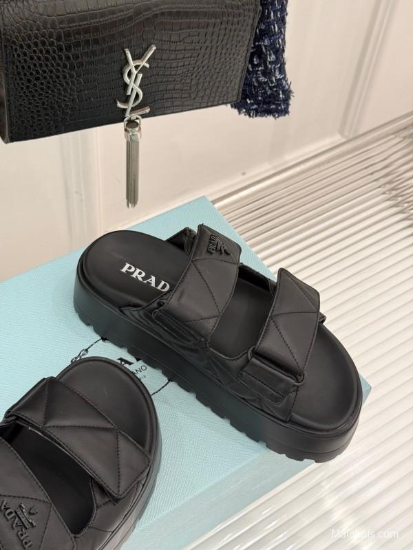 2025 Women Prada Black Leather Slippers