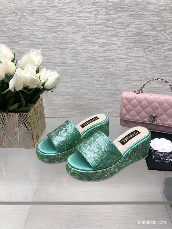 2025 Women Chanel Green Leather Slippers