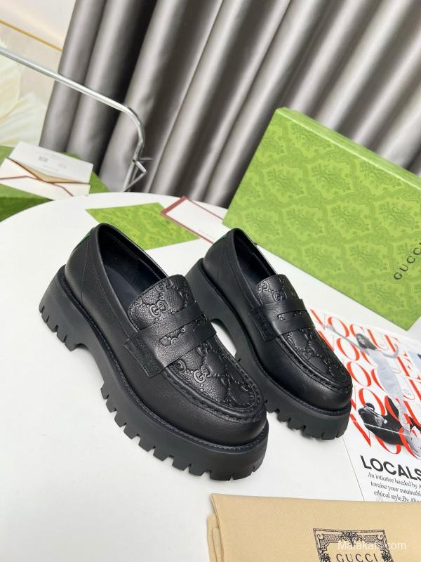 2024 Women Gucci Black Leather Loafers MJ00320