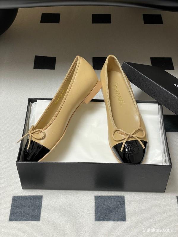2025 Women Chanel Beige Black Leather Ballet Flat Bow