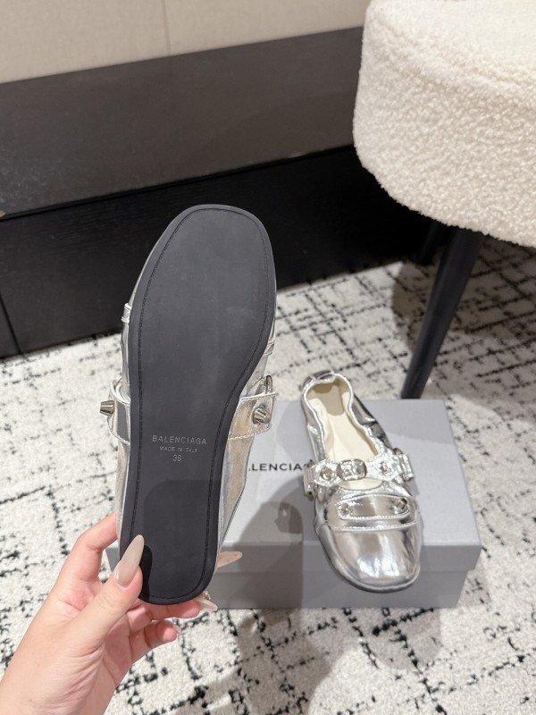 2025 Women BALENCIAGA Silver Leather Ballet Flats Metal Buckle KFY00300