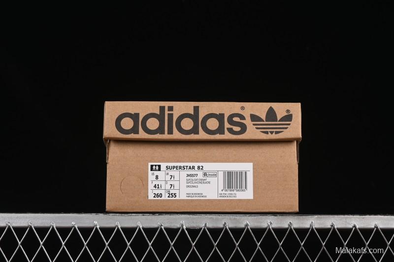 Adidas Superstar 82 Casual Sneakers with Shell Toe Design - JH5577