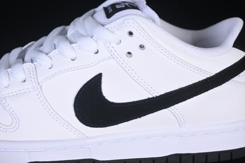 Nike SB Dunk Low Classic White Black Low-Top Casual Skate Shoes HF3704-100