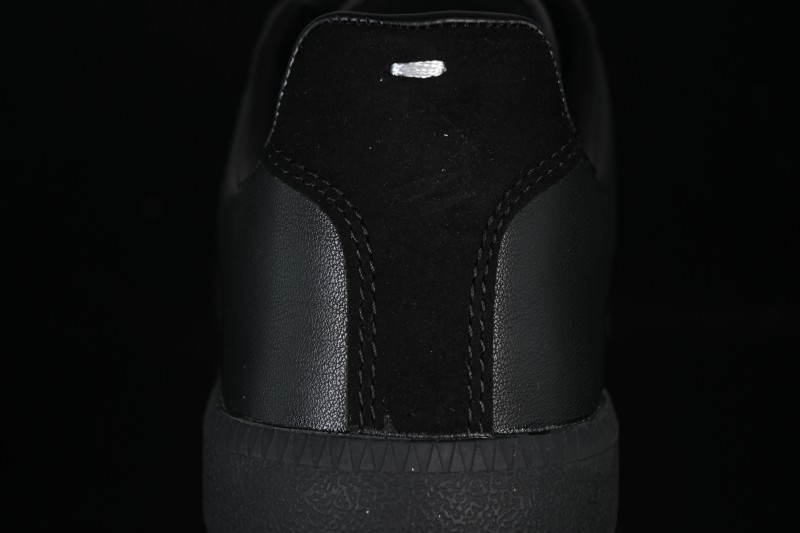 Maison Margiela Replica Calfskin Casual Sneakers - S57WS0236