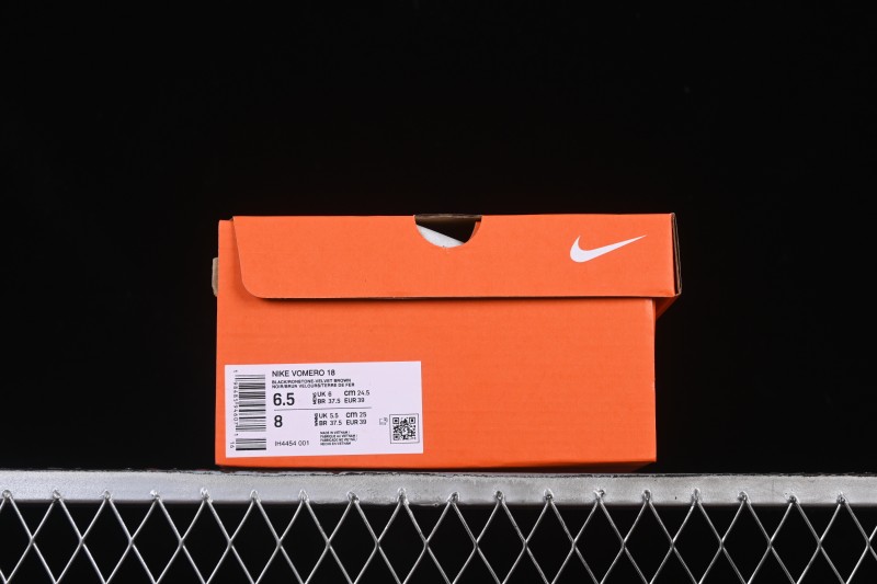 Nike Air Zoom Vomero 18 Cushioned Running Shoes - IH4454-001