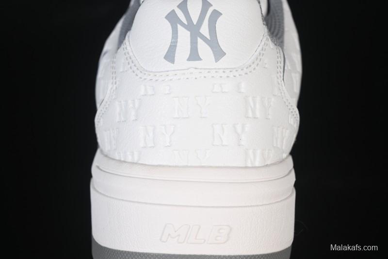 New York Yankees Bigball Chunky Embo Monogram Platform Sneakers - 3ASXE035N50GRS